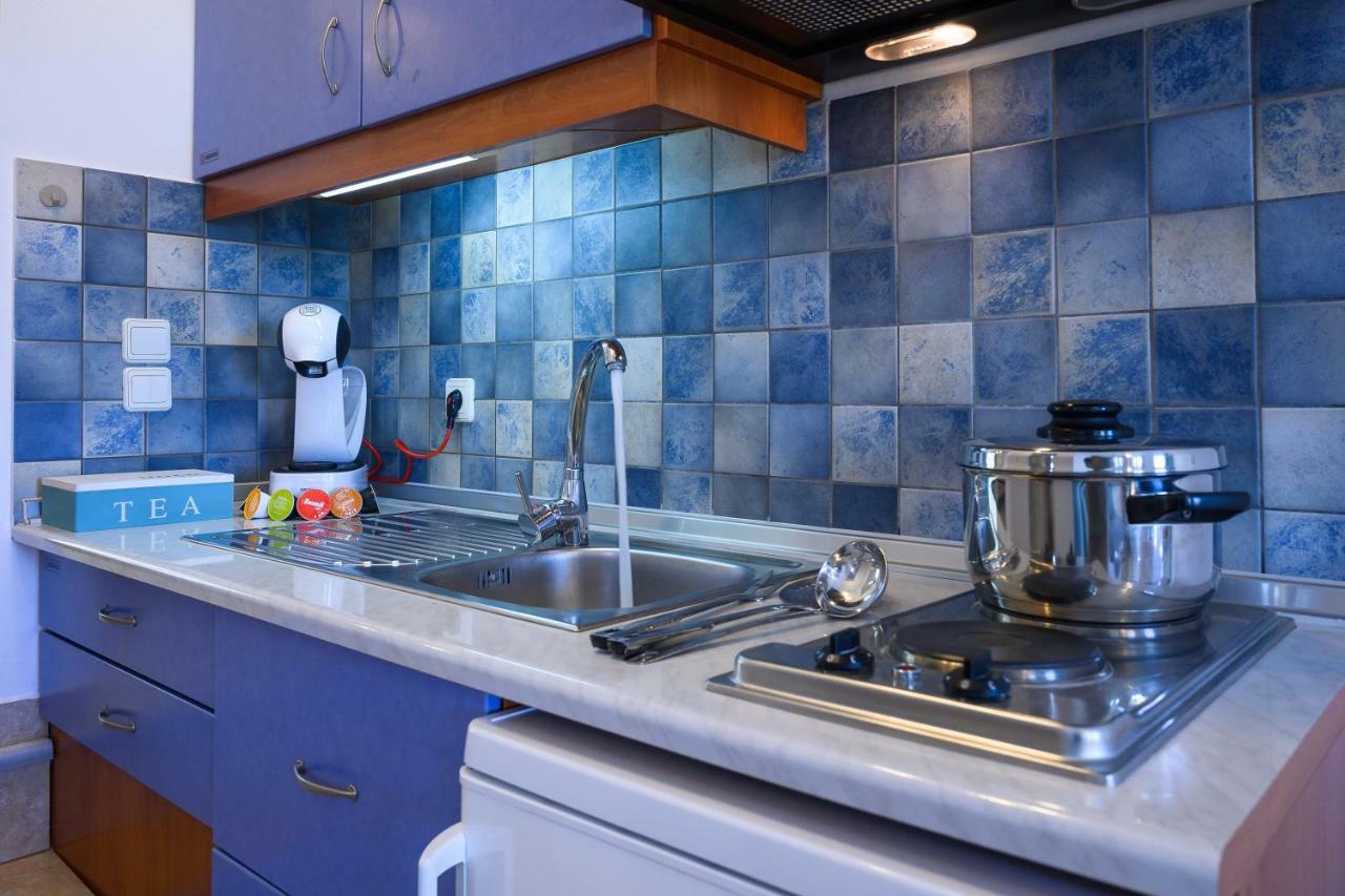 Mirabeli Apartments & Suites 폴로니아 외부 사진