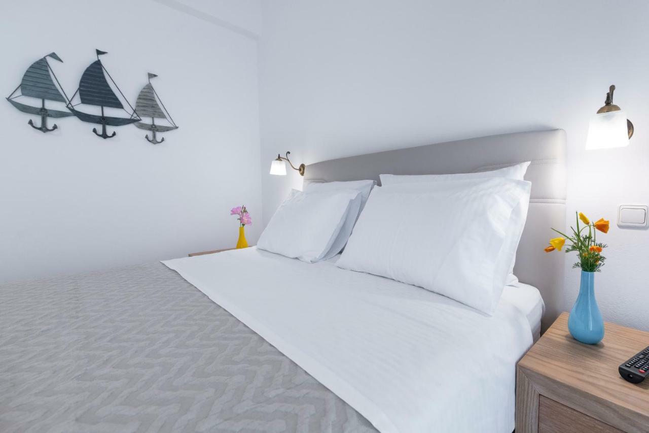 Mirabeli Apartments & Suites 폴로니아 외부 사진