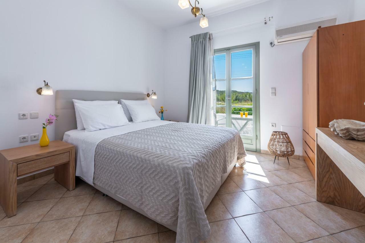 Mirabeli Apartments & Suites 폴로니아 외부 사진